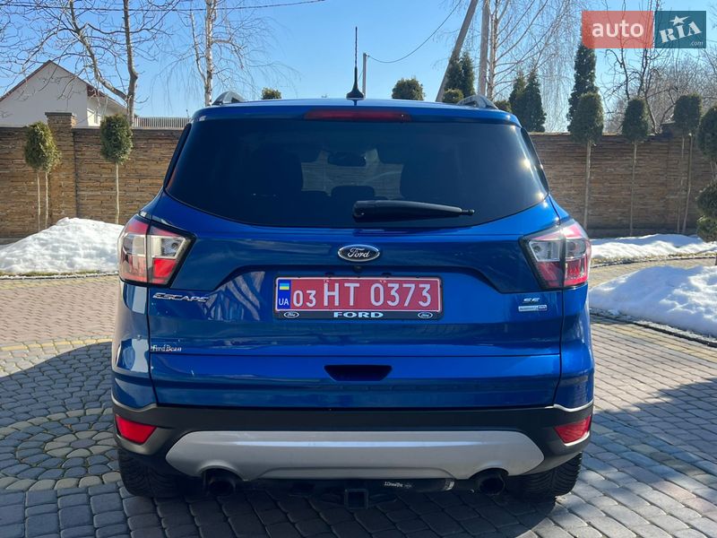 Внедорожник / Кроссовер Ford Escape 2018 в Дубно