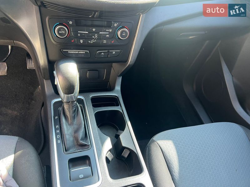 Внедорожник / Кроссовер Ford Escape 2018 в Дубно