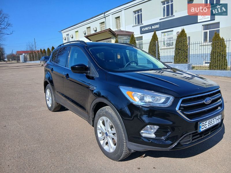 Позашляховик / Кросовер Ford Escape 2016 в Первомайську