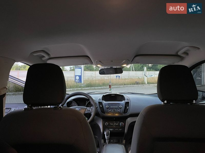 Внедорожник / Кроссовер Ford Escape 2017 в Подгайцах