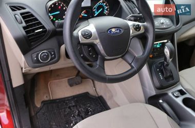 Внедорожник / Кроссовер Ford Escape 2015 в Ирпене