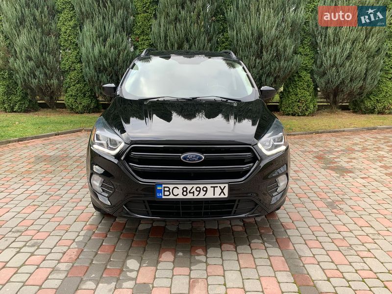 Позашляховик / Кросовер Ford Escape 2019 в Дрогобичі