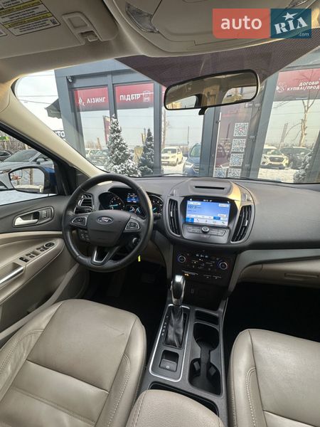 Позашляховик / Кросовер Ford Escape 2018 в Білогородці