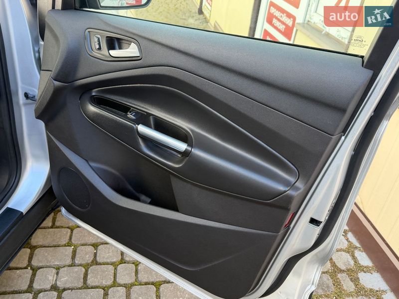 Внедорожник / Кроссовер Ford Escape 2017 в Дрогобыче фото 59 Внедорожник / Кроссовер Ford Escape 2017 в Дрогобыче