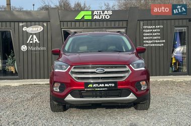 Внедорожник / Кроссовер Ford Escape 2018 в Львове