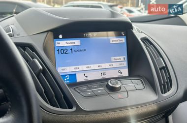 Внедорожник / Кроссовер Ford Escape 2018 в Львове