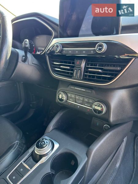 Позашляховик / Кросовер Ford Escape 2022 в Тернополі