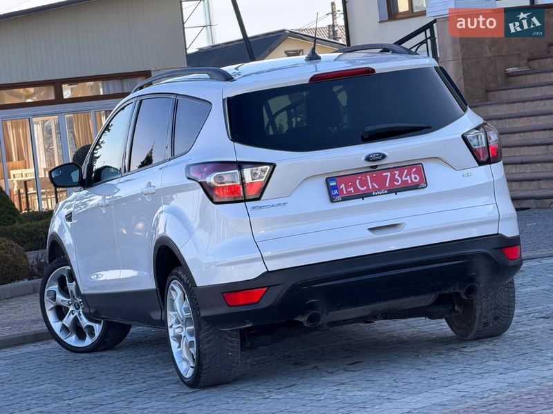 Позашляховик / Кросовер Ford Escape 2018 в Дрогобичі