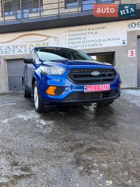 Позашляховик / Кросовер Ford Escape 2018 в Тернополі