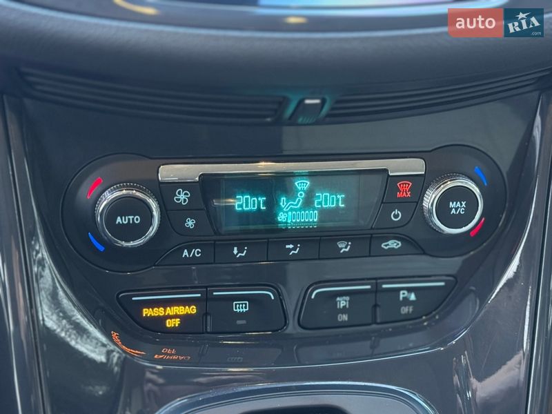 Позашляховик / Кросовер Ford Escape 2016 в Вінниці