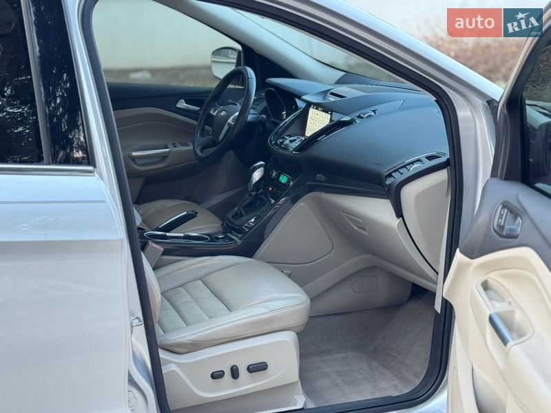 Позашляховик / Кросовер Ford Escape 2016 в Вінниці