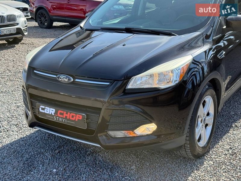 Внедорожник / Кроссовер Ford Escape 2012 в Стрые