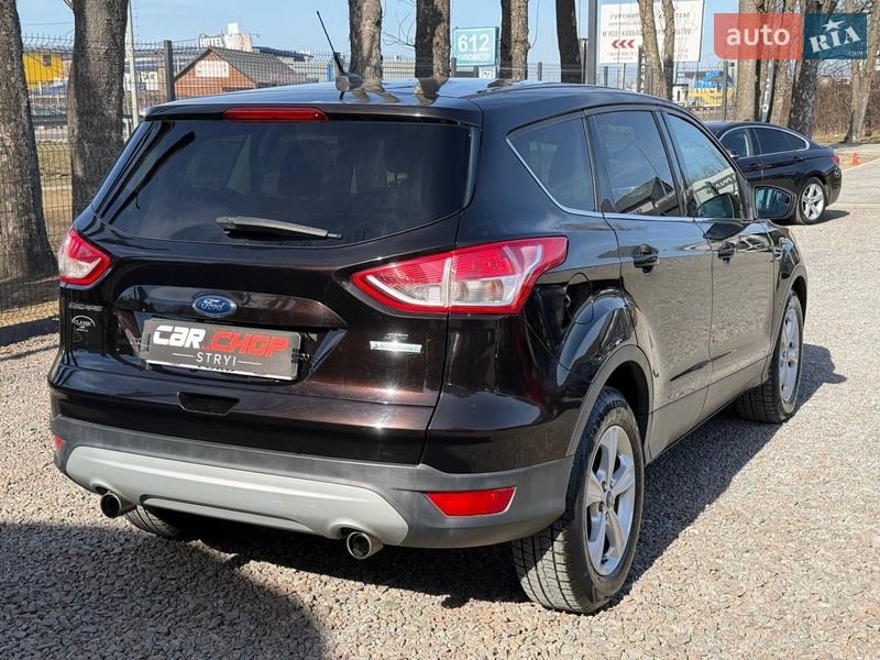 Внедорожник / Кроссовер Ford Escape 2012 в Стрые