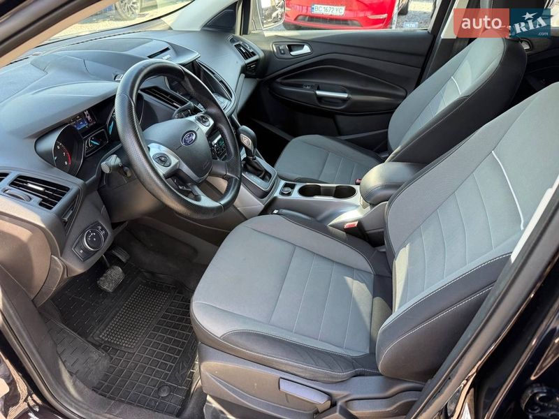 Внедорожник / Кроссовер Ford Escape 2012 в Стрые