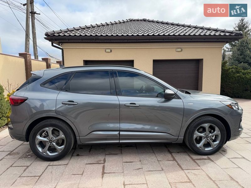 Внедорожник / Кроссовер Ford Escape 2023 в Днепре