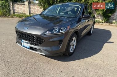 Позашляховик / Кросовер Ford Escape 2020 в Рівному