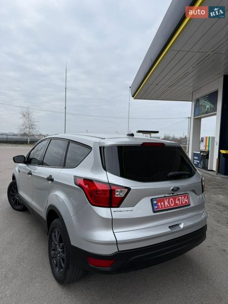 Внедорожник / Кроссовер Ford Escape 2019 в Днепре