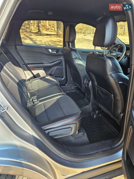 Позашляховик / Кросовер Ford Escape 2023 в Львові