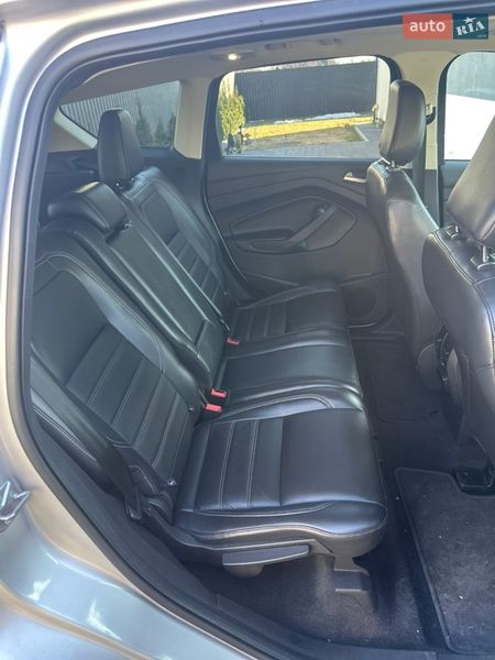 Позашляховик / Кросовер Ford Escape 2018 в Луцьку