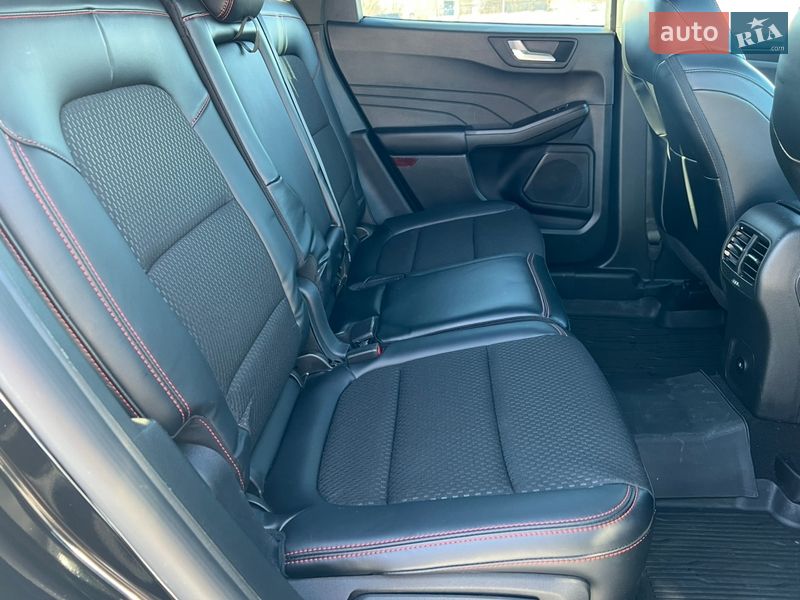 Позашляховик / Кросовер Ford Escape 2024 в Чернігові