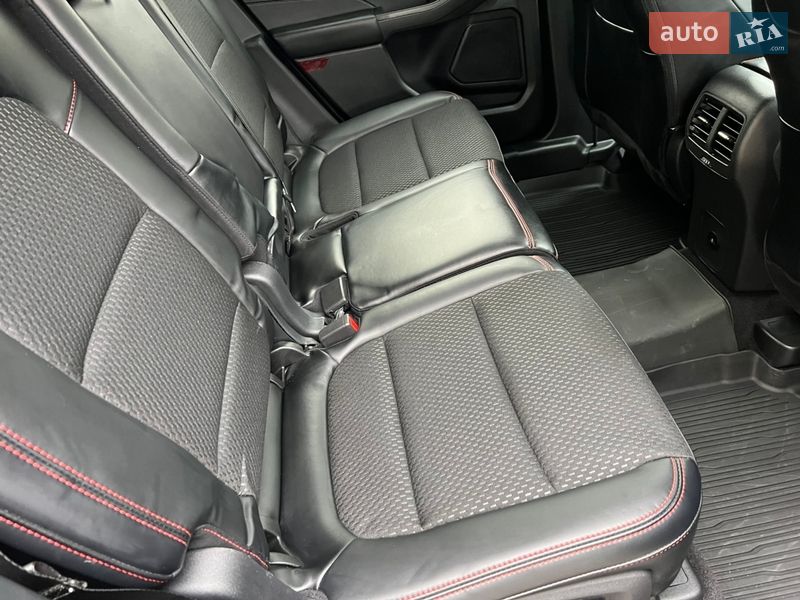 Позашляховик / Кросовер Ford Escape 2024 в Чернігові