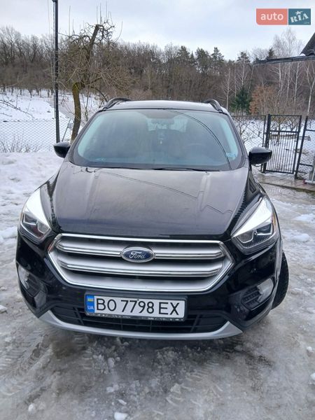 Позашляховик / Кросовер Ford Escape 2018 в Тернополі