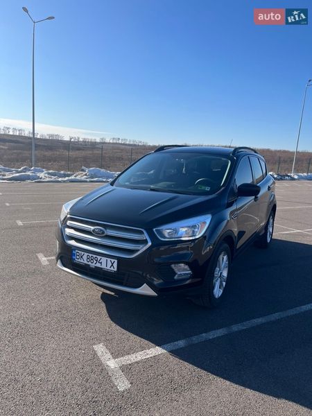 Внедорожник / Кроссовер Ford Escape 2018 в Ровно фото Внедорожник / Кроссовер Ford Escape 2018 в Ровно