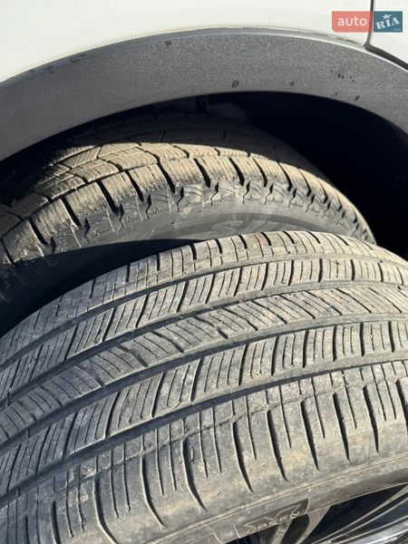 Внедорожник / Кроссовер Ford Escape 2019 в Ровно