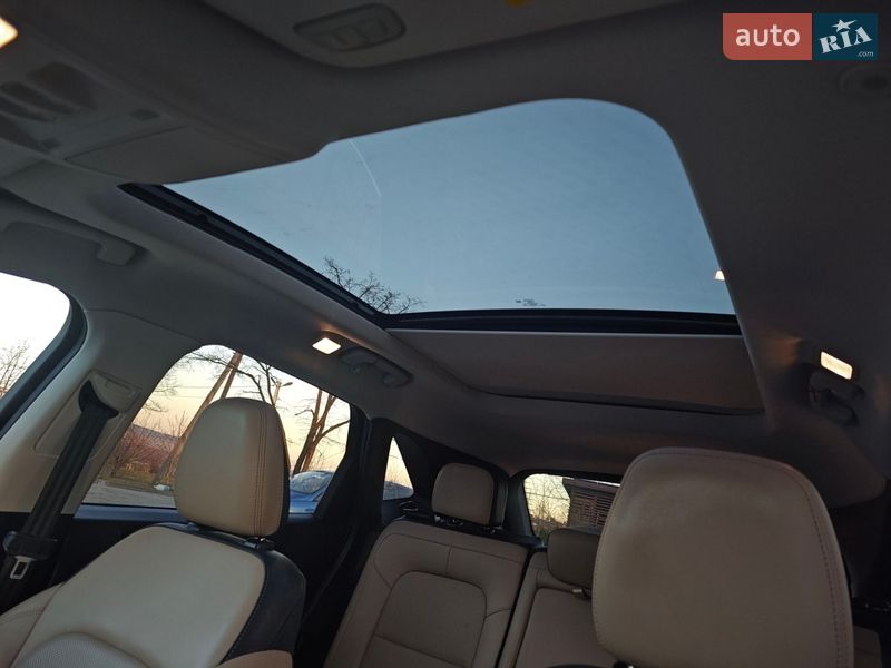 Внедорожник / Кроссовер Ford Escape 2022 в Золочеве