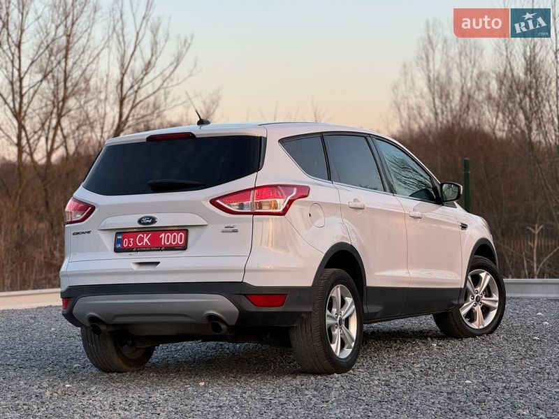 Внедорожник / Кроссовер Ford Escape 2014 в Дрогобыче