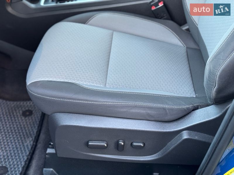 Внедорожник / Кроссовер Ford Escape 2016 в Сарнах