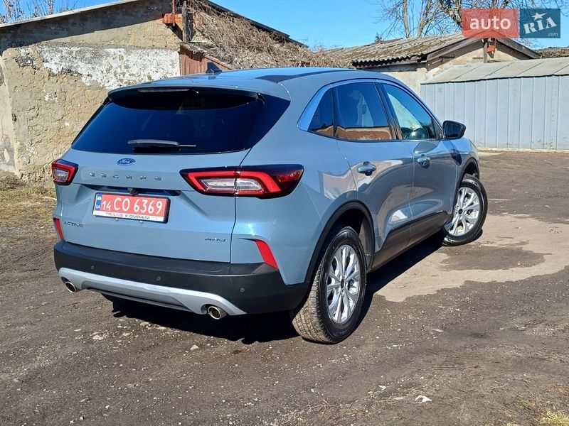 Внедорожник / Кроссовер Ford Escape 2024 в Полтаве
