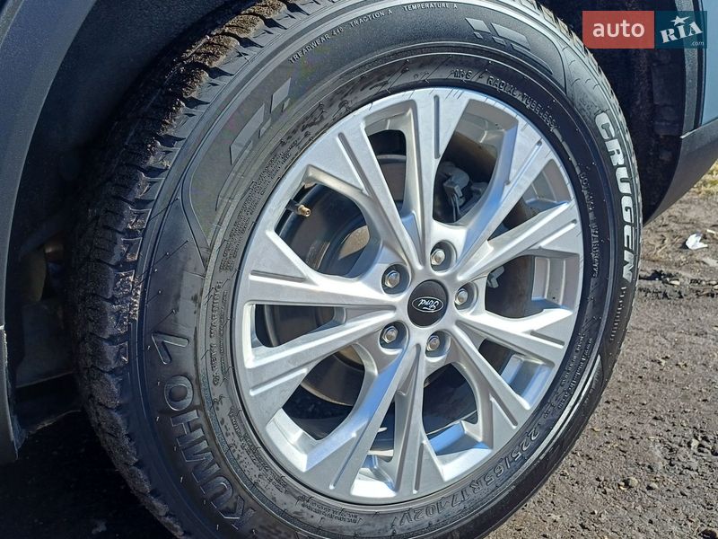 Внедорожник / Кроссовер Ford Escape 2024 в Полтаве