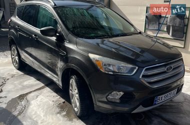 Внедорожник / Кроссовер Ford Escape 2018 в Хмельницком
