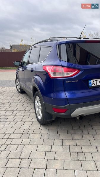 Внедорожник / Кроссовер Ford Escape 2012 в Ивано-Франковске