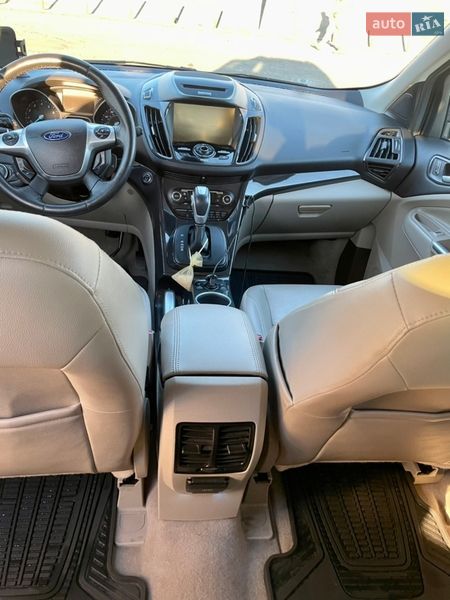 Внедорожник / Кроссовер Ford Escape 2014 в Киеве