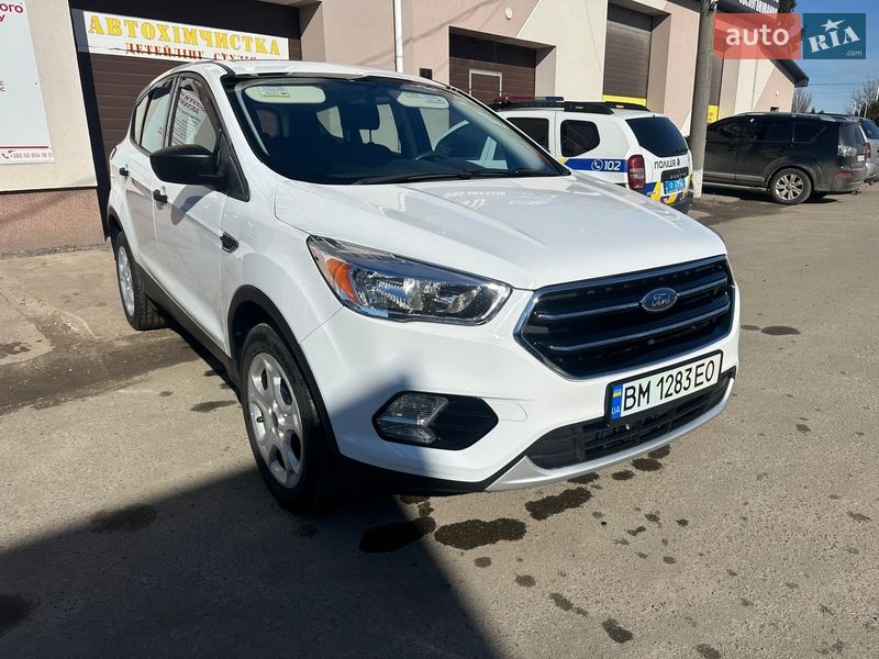Внедорожник / Кроссовер Ford Escape 2017 в Сумах