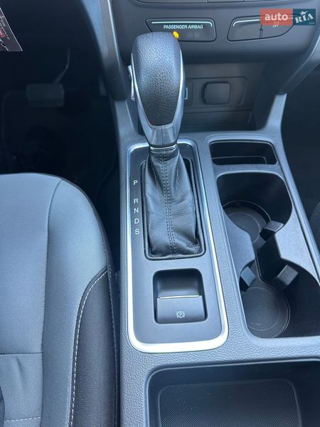 Внедорожник / Кроссовер Ford Escape 2017 в Сумах