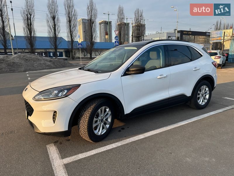 Внедорожник / Кроссовер Ford Escape 2022 в Киеве