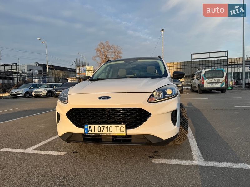 Внедорожник / Кроссовер Ford Escape 2022 в Киеве
