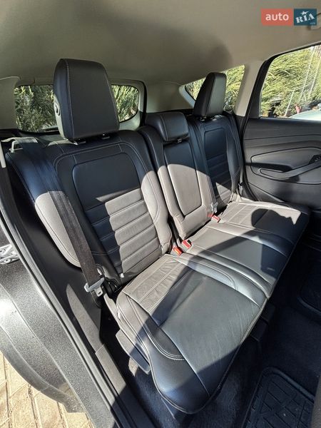 Внедорожник / Кроссовер Ford Escape 2016 в Белогородке