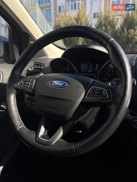 Внедорожник / Кроссовер Ford Escape 2016 в Белогородке