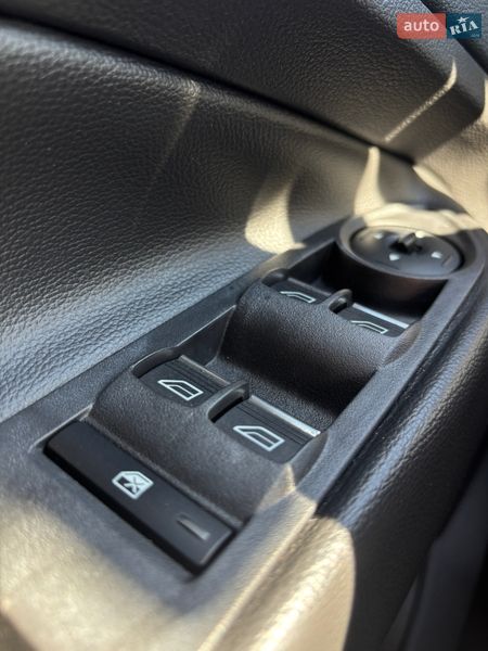 Внедорожник / Кроссовер Ford Escape 2016 в Белогородке