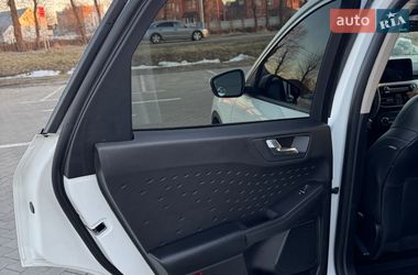 Внедорожник / Кроссовер Ford Escape 2019 в Вышгороде