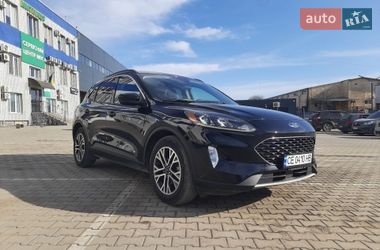 Позашляховик / Кросовер Ford Escape 2019 в Чернівцях