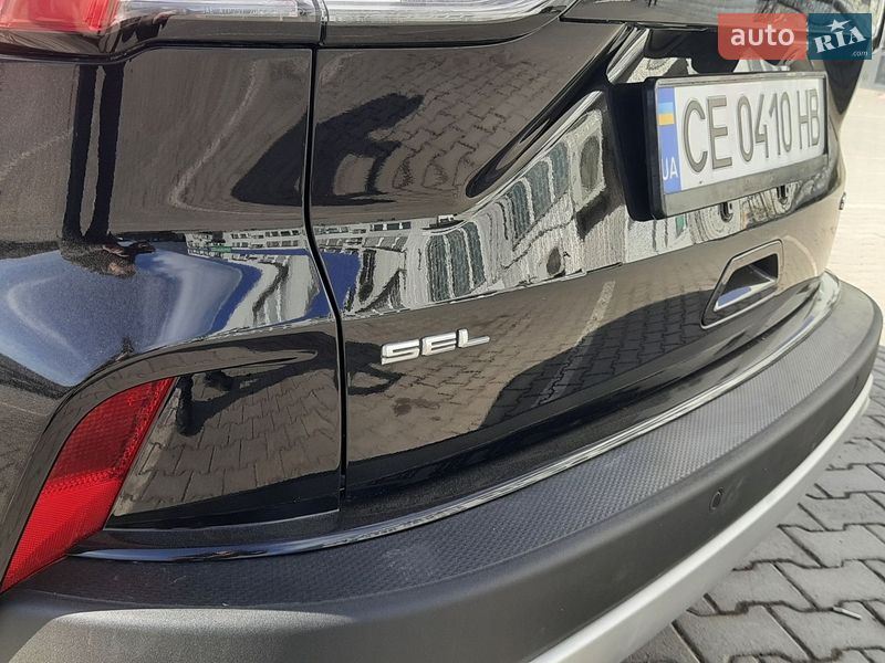 Позашляховик / Кросовер Ford Escape 2019 в Чернівцях