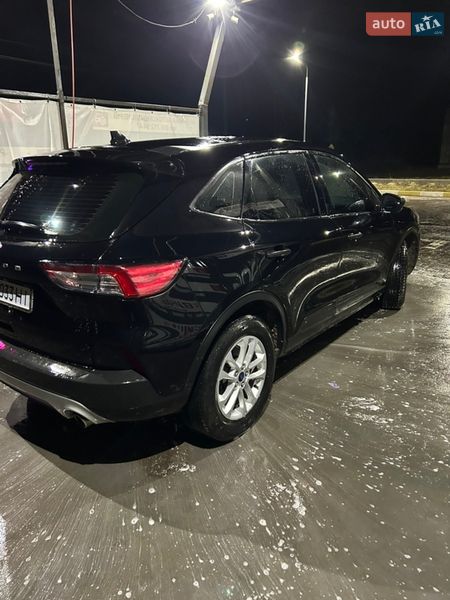 Позашляховик / Кросовер Ford Escape 2021 в Долинській