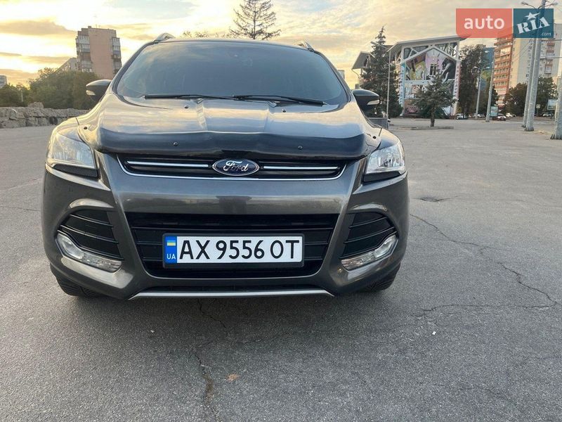Внедорожник / Кроссовер Ford Escape 2016 в Киеве