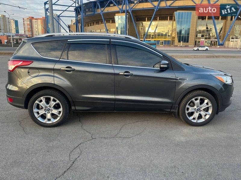 Внедорожник / Кроссовер Ford Escape 2016 в Киеве
