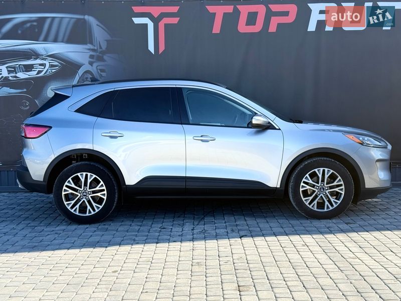 Внедорожник / Кроссовер Ford Escape 2021 в Львове
